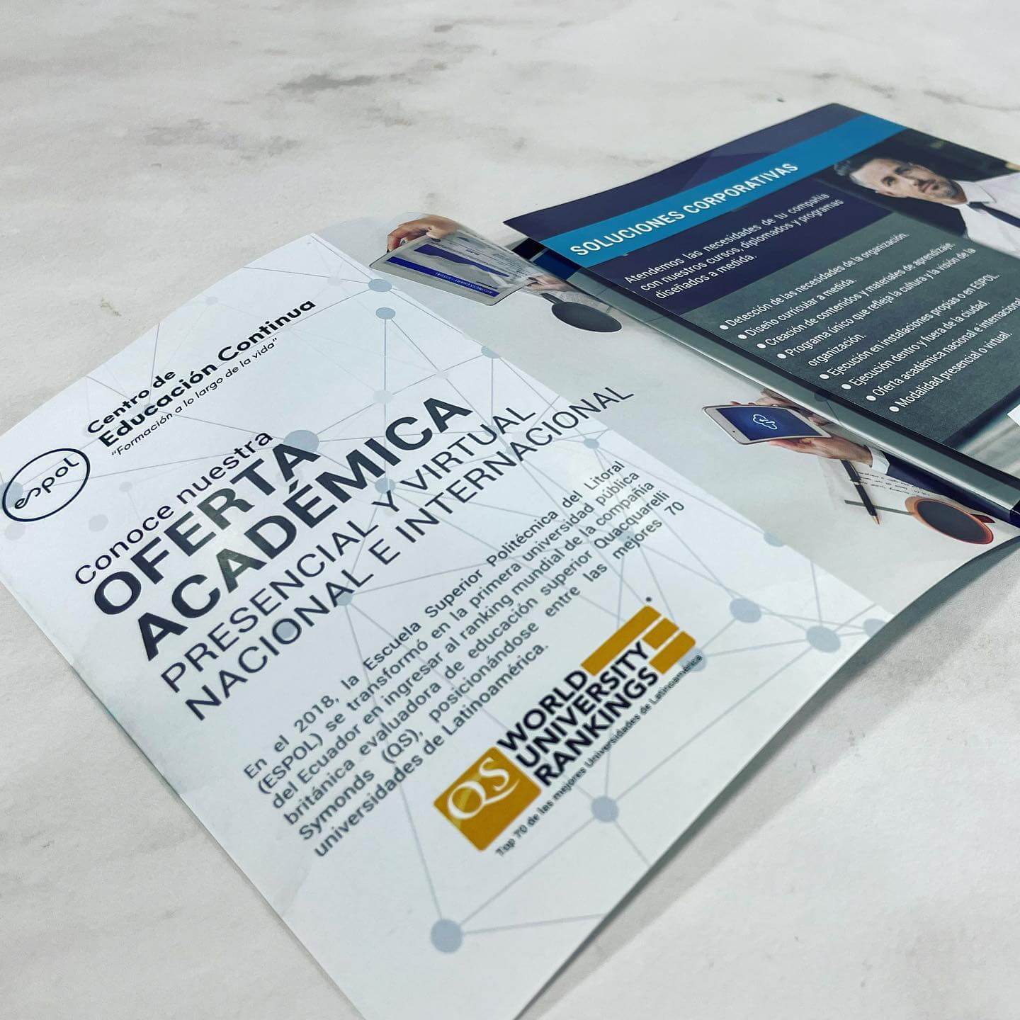 brochure